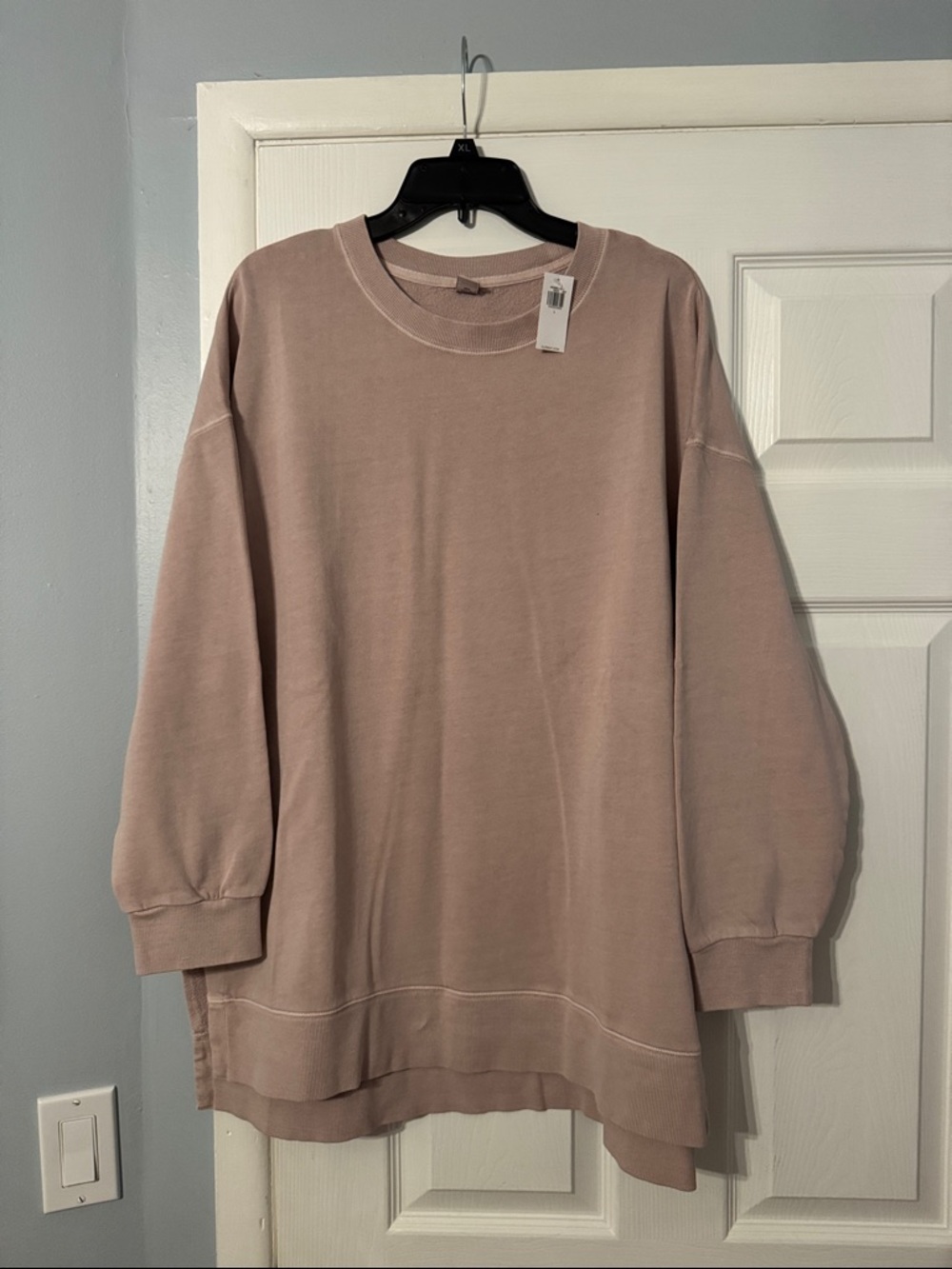 Old Navy Mauve Crewneck Sweater